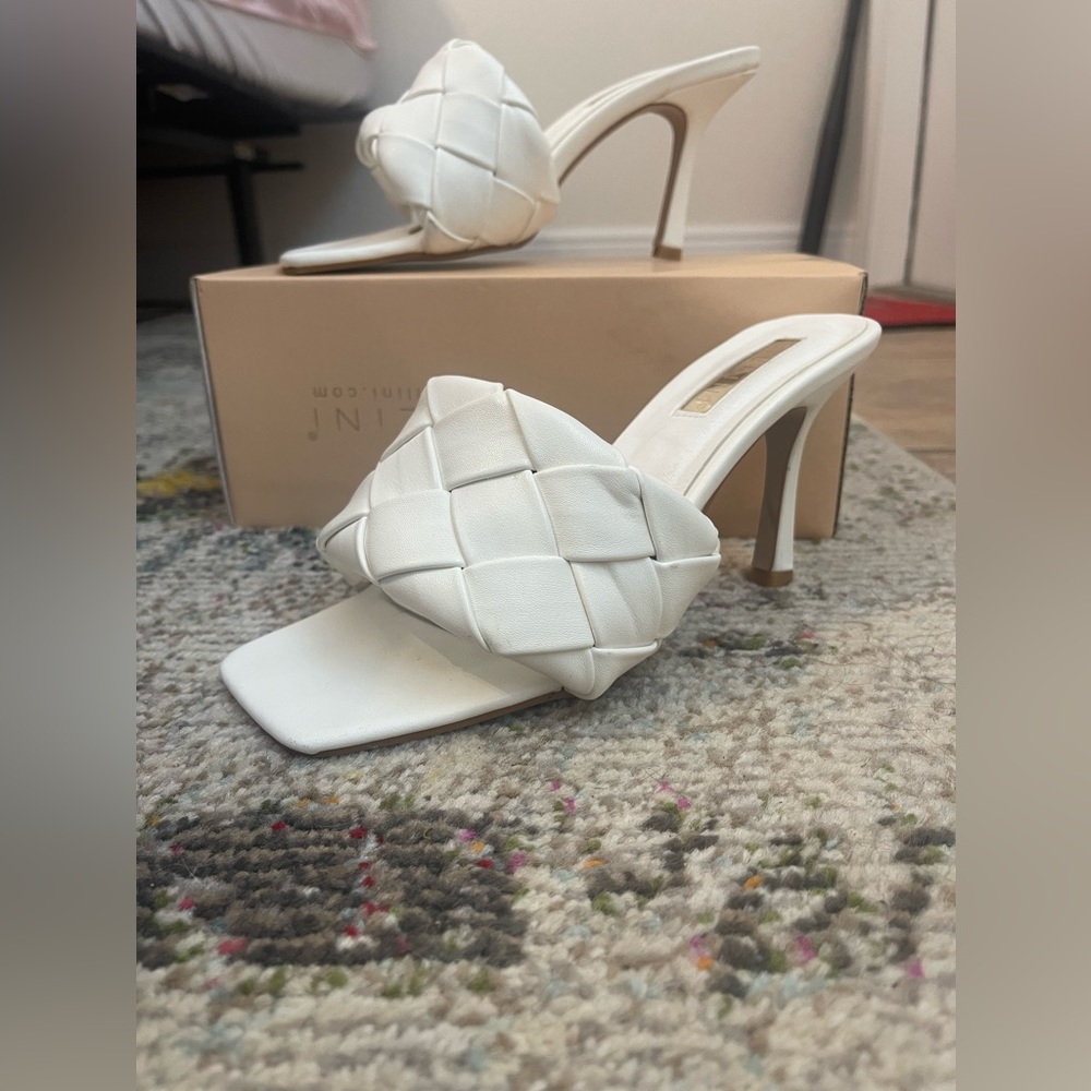 Billini white open toed heel